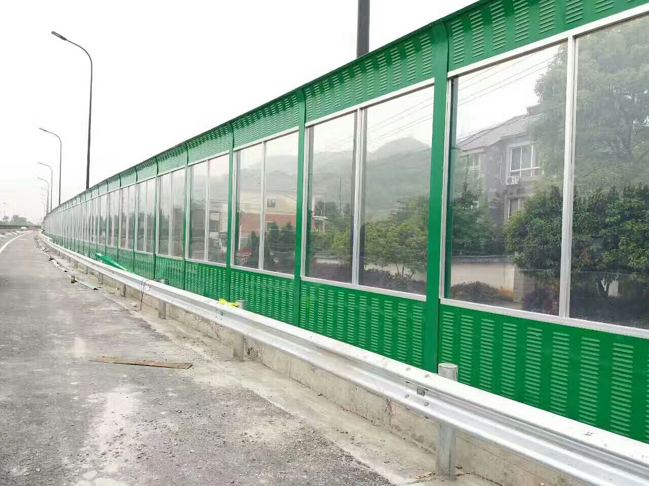 小區、高速公路聲屏障